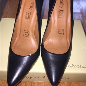 Black closed toe heels